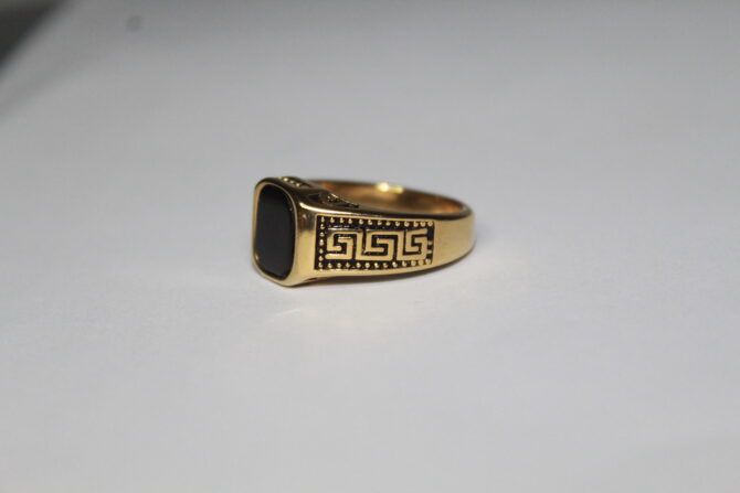 Black Shadow Gem Ring