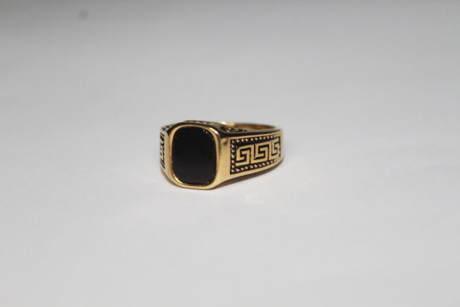 Black Shadow Gem Ring